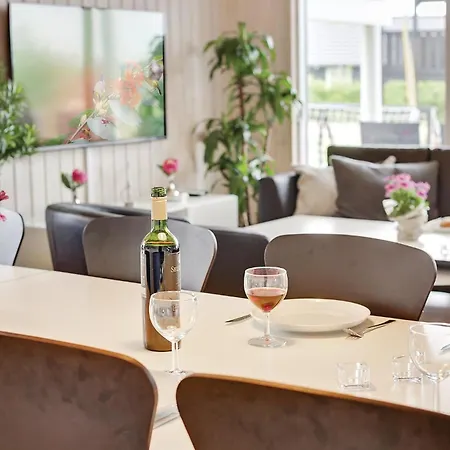 In With Sauna Tatil Evi Stege